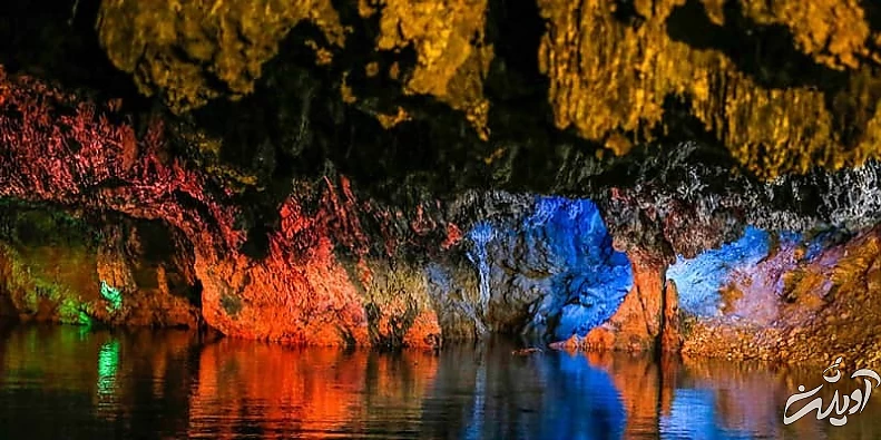 نورپردازی‌های زیبای غار علیصدر